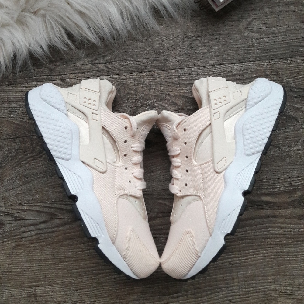 NEW Nike Air Huarache Run SE - Picture 5 of 8